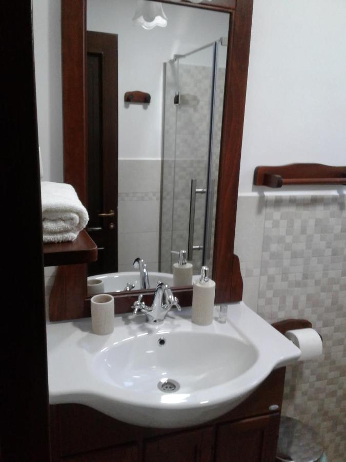 Pensiunea In Poiana Glod  Buitenkant foto